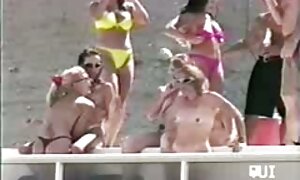 میزبان این حزب توجه فاحشه عکس کردن زن سکسی ها را جلب کرد