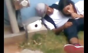 با آمادگی زیاد صورت را عكس سكسى خارجى می گیرد